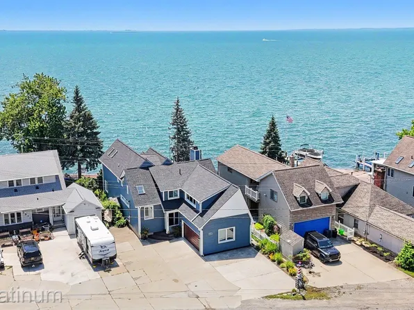 9577 Dixie Hwy, Fair Haven, MI 48023