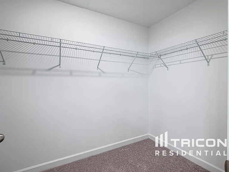 Tricon East Ridge — Photo 39
