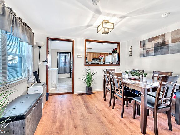 4th image of 505 Logan Ave