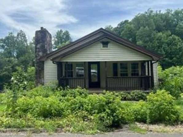 77 Johnson Hollow Rd W, Marion, NC 28752