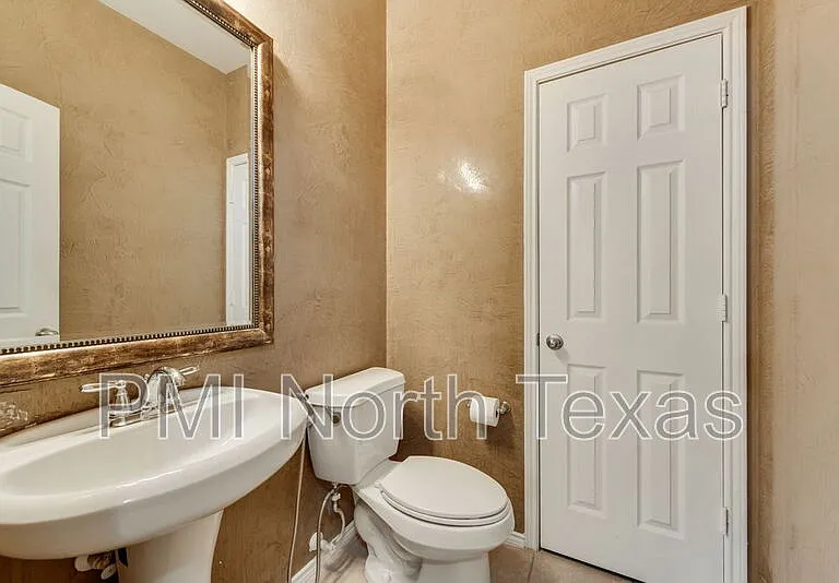 13257 Sulphur Springs Dr — Photo 15