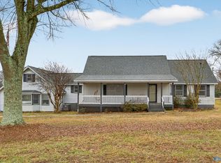 1056 Old Trinity Rd, Trinity, AL 35673