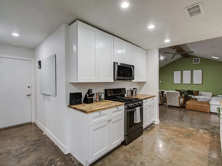 11714 Hillcroft St — Photo 13