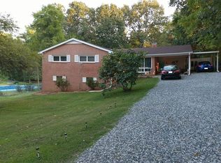 1145 Hedgecock Rd, High Point, NC 27265