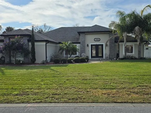 336 Lakecrest Dr, Tavares, FL 32778
