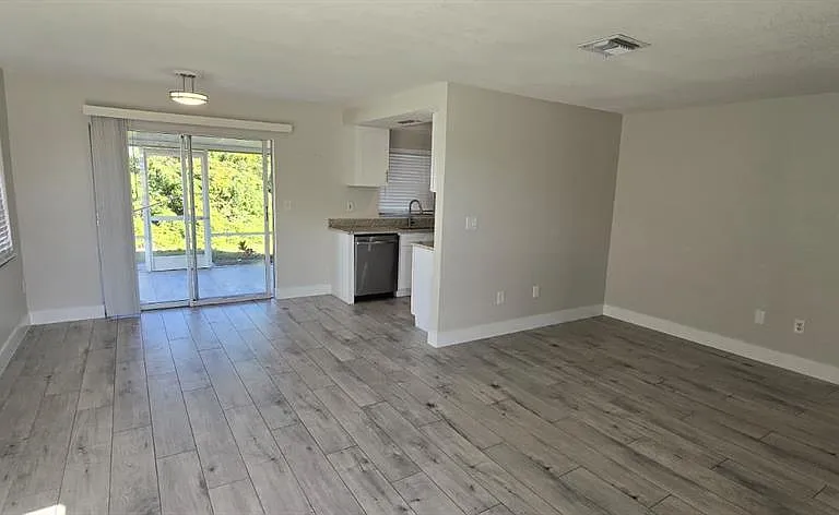 3722 Rosemary Dr #B — Photo 4