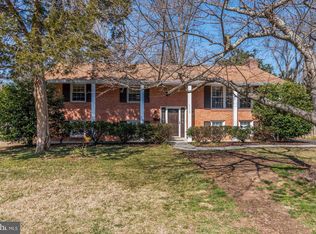 2510 Londonderry Rd, Alexandria, VA 22308
