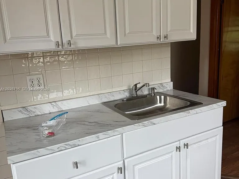 2107 Secoffee St #2 — Photo 13