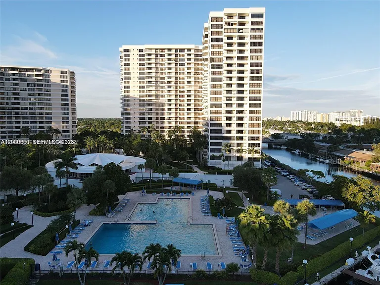 600 Three Islands Blvd #705 — Photo 31