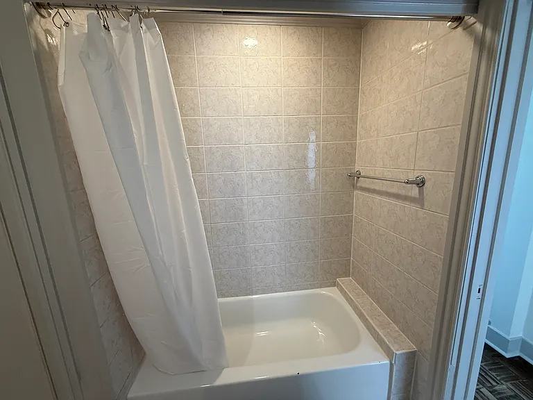 1002 S Glenwood Blvd — Photo 38