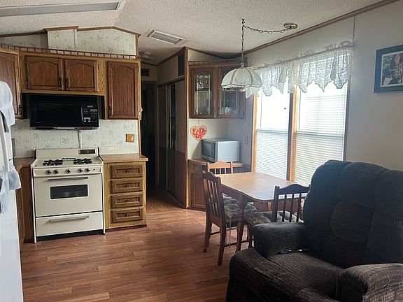 4th image of 35711 Washington Loop Rd #156