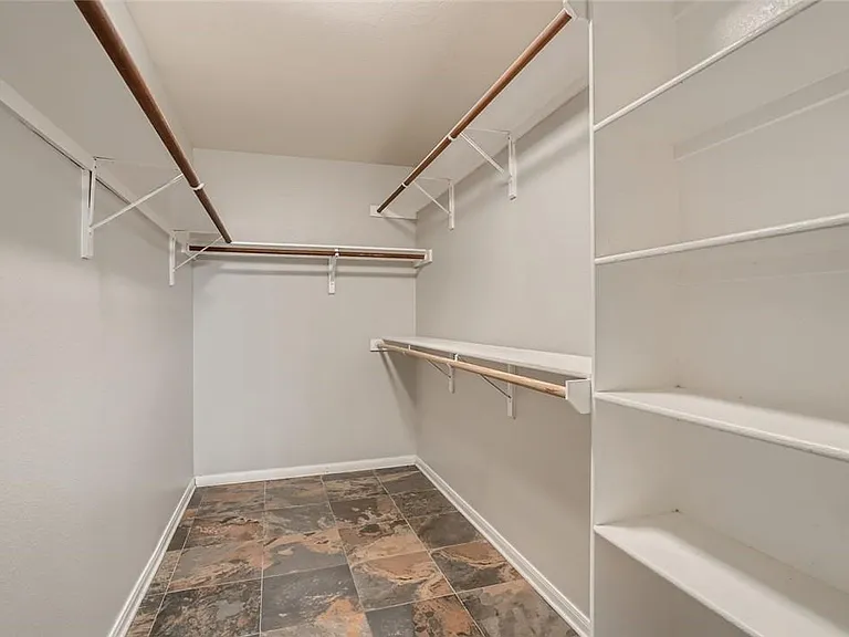 2920 Cajuiles Dr — Photo 22