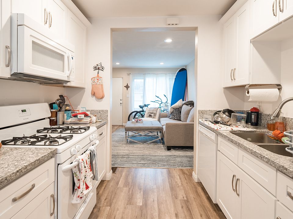 1st image of 770 Tourmaline St #1