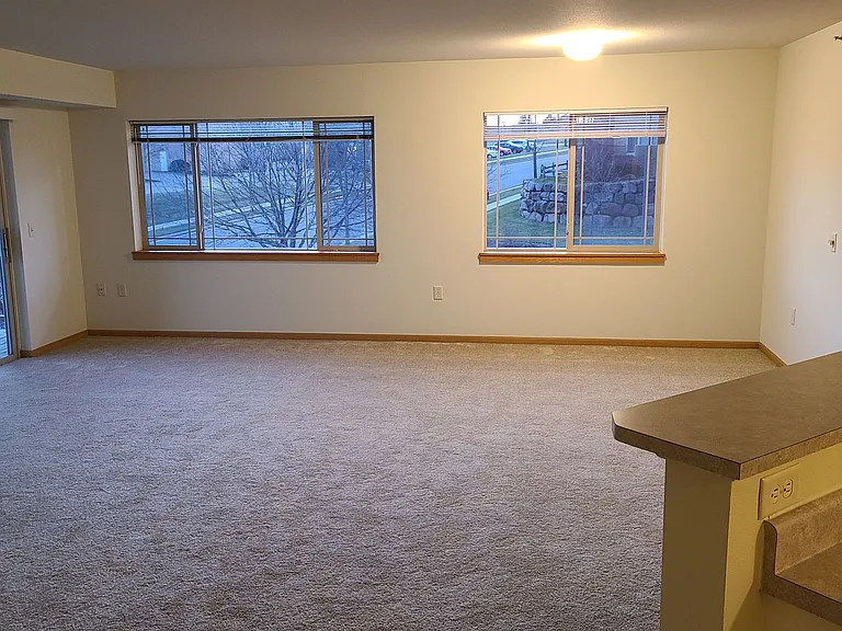 Prairie Crest Apartments — Photo 99