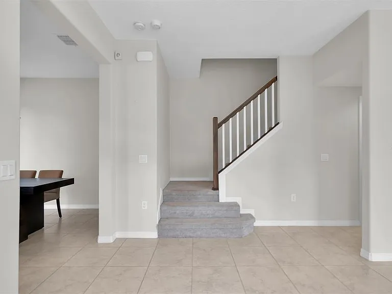 1041 Laurel Ridge Ln — Photo 28