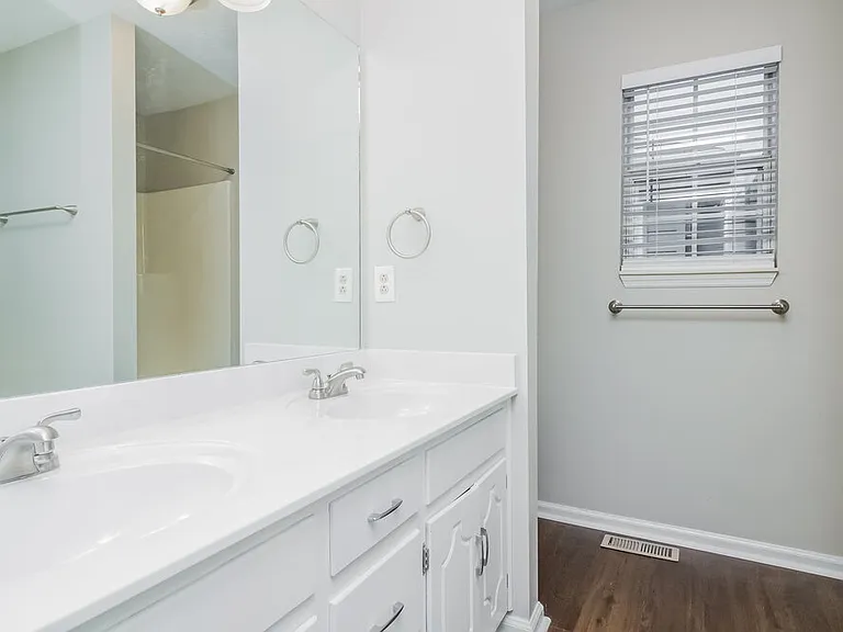 3540 Calais Cir — Photo 15