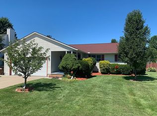 7396 Hidden Glen Dr, Amherst, OH 44001
