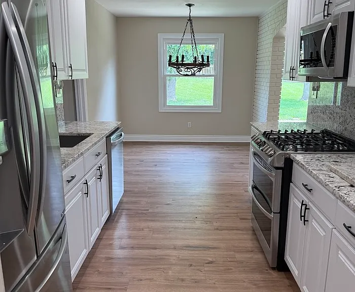 318 Wildforest Dr — Photo 10