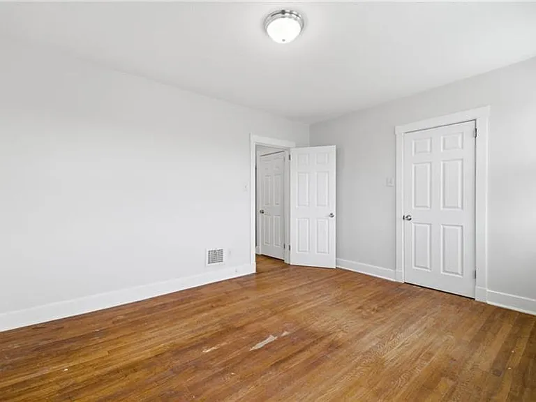 2721 Pyramid Ave — Photo 19