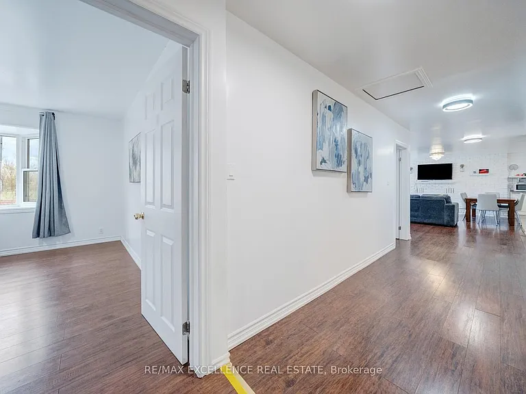 12575 Niagara River Pkwy — Photo 24