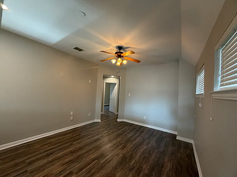 7116 Occidental Rd — Photo 19