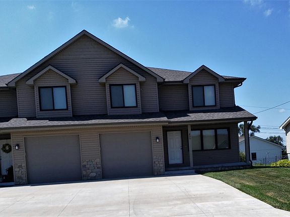 Front of 4 plex. Two units on the front and 2 units in the back