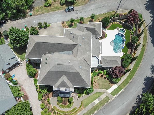 1197 Lynmoor Dr NE, Atlanta, GA 30319