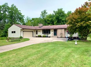120 Simme Rd, Lancaster, NY 14086