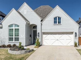 1749 Sir Dustin Ln, Carrollton, TX 75010