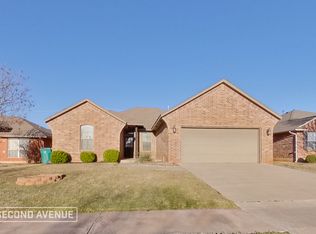 15933 Sky Run Dr, Edmond, OK 73013
