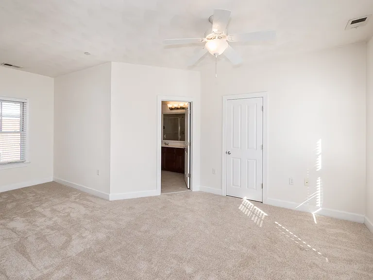 915 Colley Ave #A — Photo 29