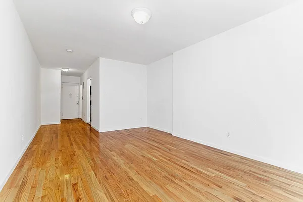 Rented by REAL New York | media 14