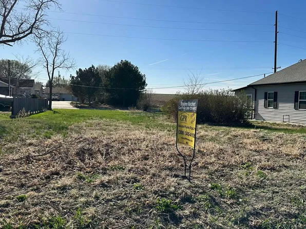 Park Ave, Cambridge, NE 69022