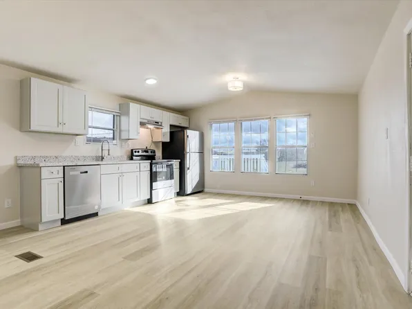 5806 S Highway 35, Alvin, TX 77511