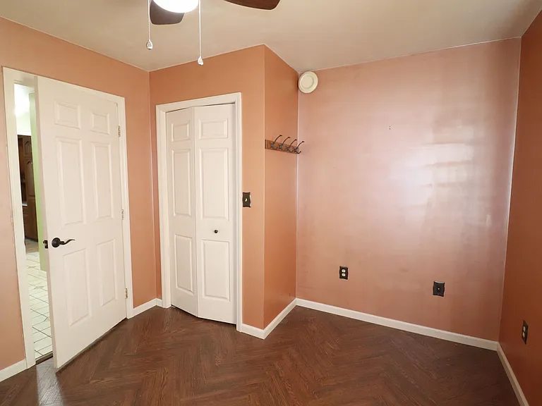 2130 W Main St — Photo 19