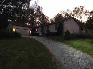 16391 Divelbiss Rd, Fredericktown, OH 43019