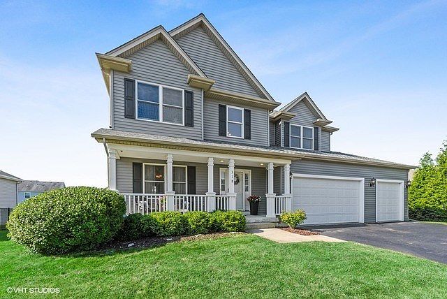 Welcome to this beautiful home on one of the largest lots in Heron Creek!