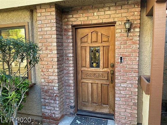 3rd image of 3248 Dayflower St Unit A
