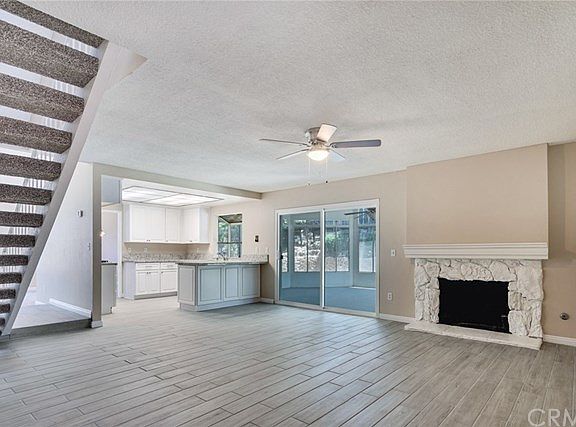 4th image of 12120 Aaron Dr