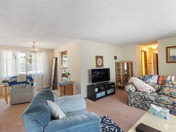 5th image of 5447 N 42nd St