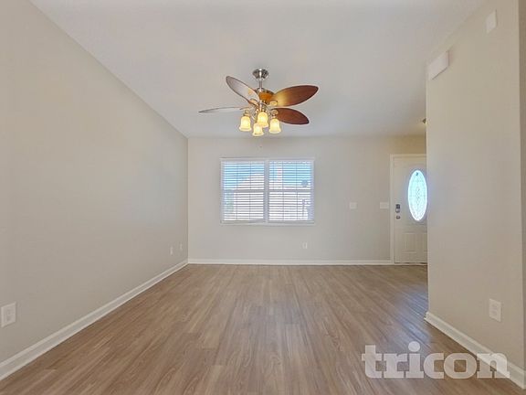 3rd image of 207 Quiet Grove Dr