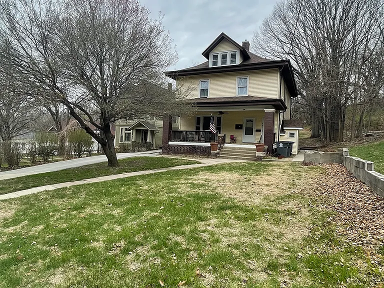 609 Franklin Ave #3 — Photo 1