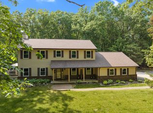 10970 McGregor Rd, Pinckney, MI 48169