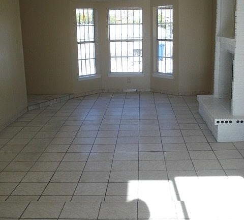 4th image of 749 El Arco Dr