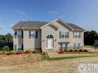 741 Seven Mile Ferry Rd, Clarksville, TN 37040