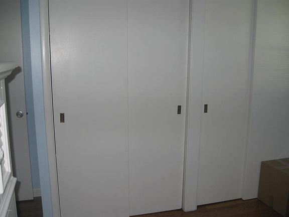 3rd image of 3709 Rosemont Blvd