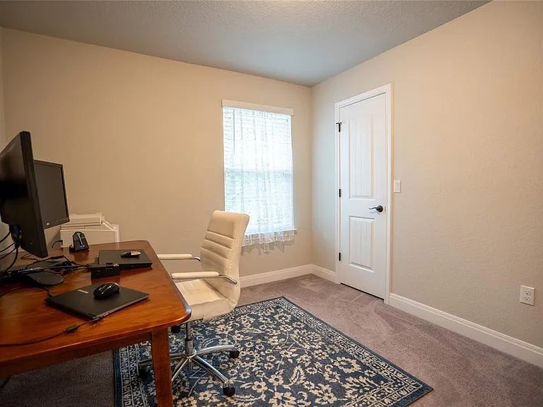 1215 Davis St — Photo 30