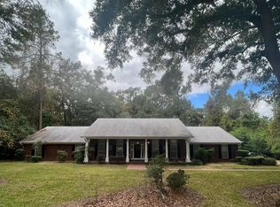 4899 Highgrove Rd, Tallahassee, FL 32309