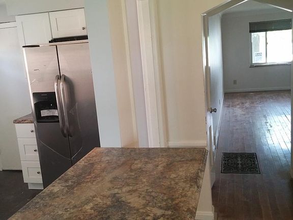 4th image of 4424 Duneden Ave