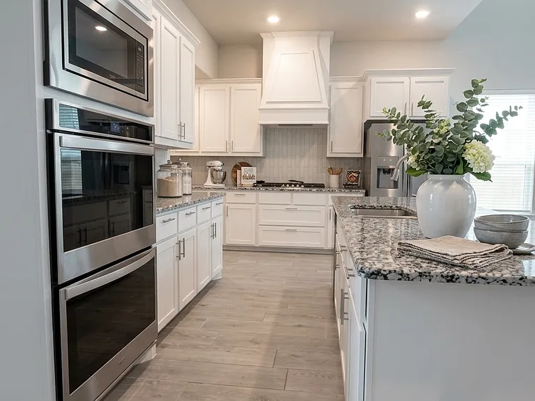 1312 Sundrop Dr — Photo 5